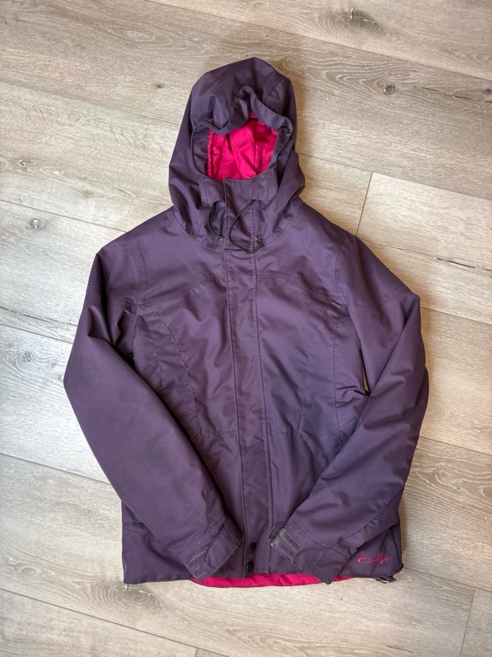 Oakley 3M Thinsulate Insulated Hooded Ski Snowboard Jacket Size Small Purple